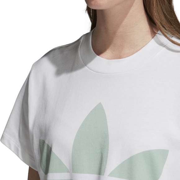 ADIDAS Trefoil oversize fit tee, XS, white/blush green - Picture 2 of 5